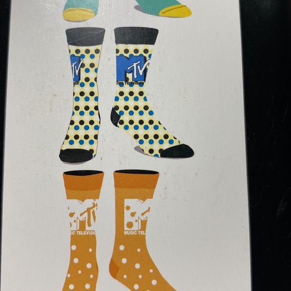 6 Pair Casual Crew MTV Socks shoe size 8-12 (BK) - Picture 4 of 5